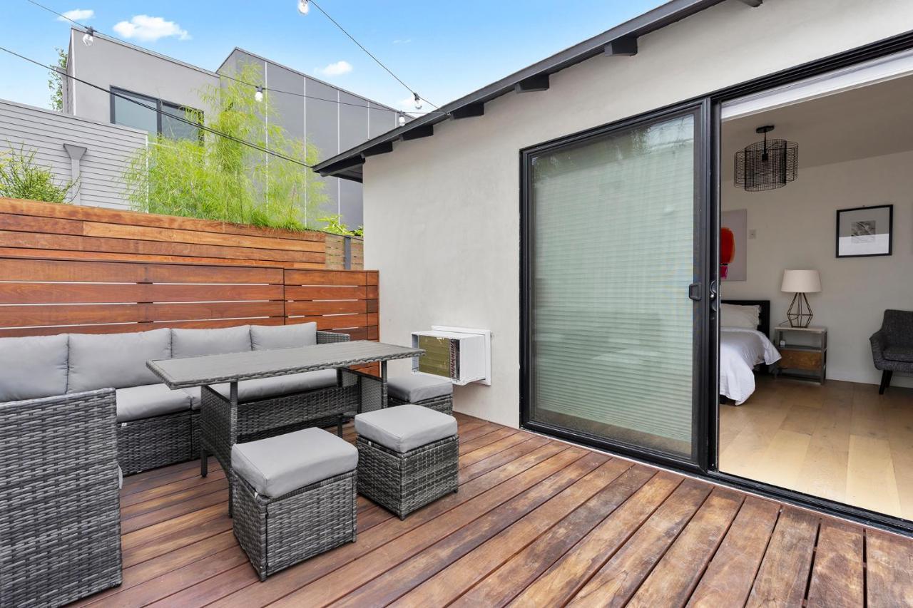 Modern Guest Room Los Angeles Bagian luar foto